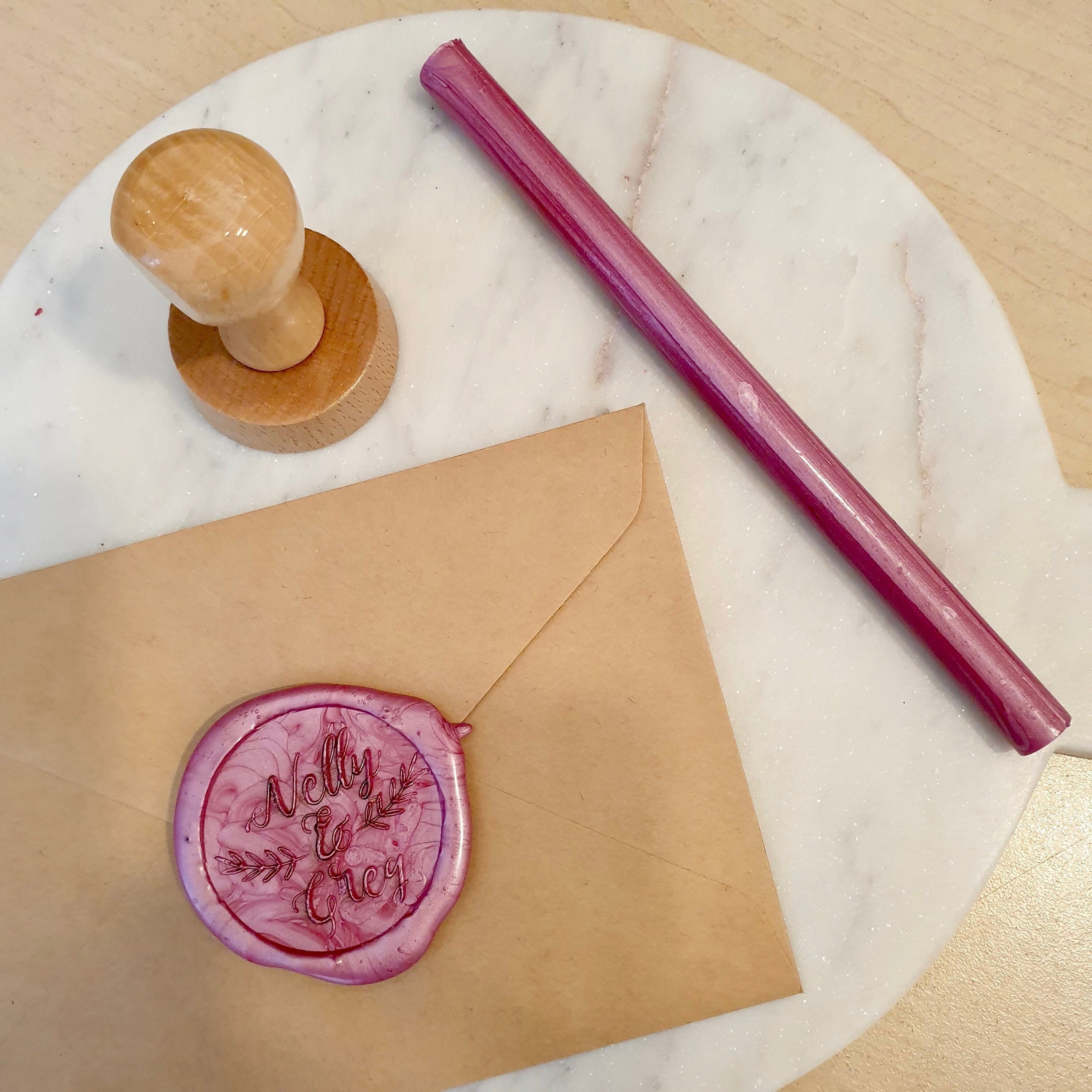 Customizable wax cask, custom wedding seal, wax seal, ancestral vintage seal for your wedding stationery.
