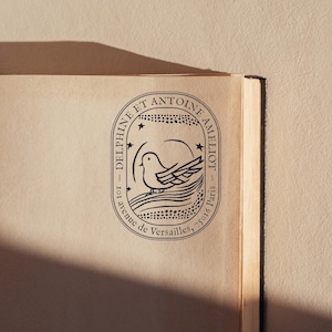 Timbro per indirizzo personalizzabile L'uccello in fiore, timbro personalizzato, timbro postale e timbro unico personalizzato VI9