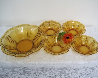 Vintage Amber Glass Dessert Set – Serving Bowl with 4 Individual bowls