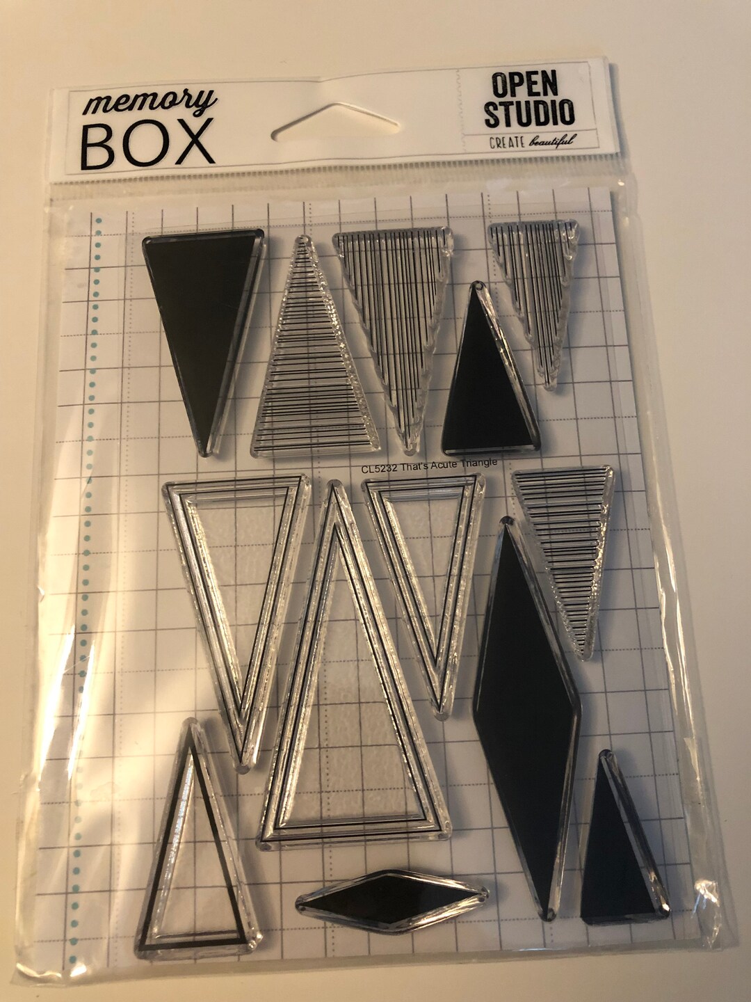 Memory Box Open Studio that's Acute Triangle Clear Stamp Set, CL5232