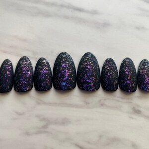 Black Press On Nails with Aurora Iridescent Flakes, Custom Set of 10 Reusable Press-On Nails