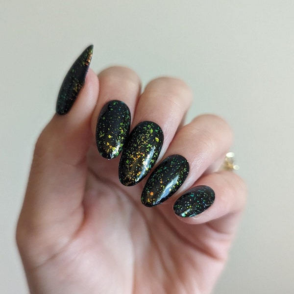 Black Press On Nails with Green to Orange Iridescent Flakes with Holographic Shimmer, Set of 10 Reusable Press-On Nails, Fall Press On Nails