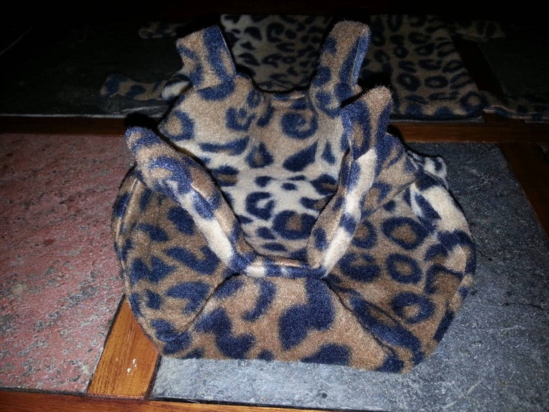 tight hidden seams Sugar Glider Hammocks 2 tier /& single layer thick and warm cheetah print fleece
