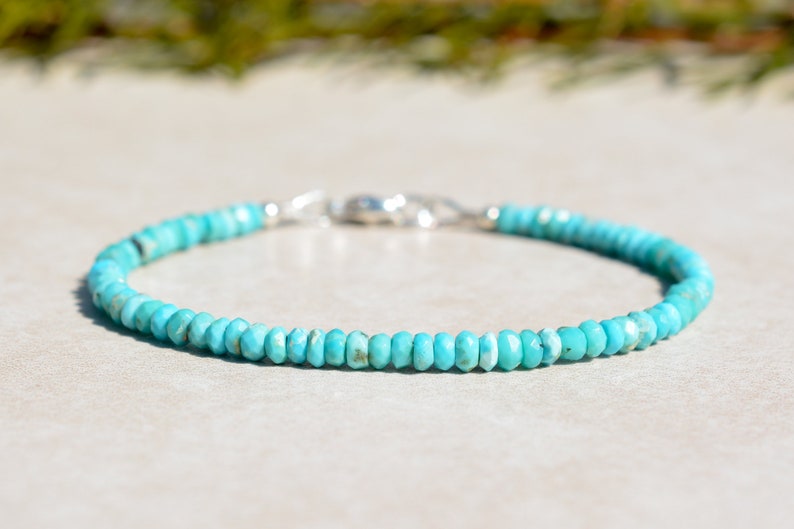 Bracelet turquoise de la Belle au bois dormant, pierre de naissance de décembre, bracelet de perles de pierres précieuses, turquoise naturelle de l'Arizona, cadeau d'anniversaire pour elle image 2