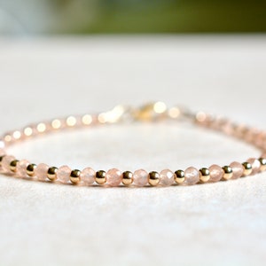 Peach Moonstone Bracelet, June Birthstone, Gold Beaded Birthstone Bracelet, Dainty Bracelet, Wedding Jewelry, Birthday Gift for Her