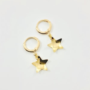 Star Charm Earrings, Star hoop Earrings, Gold Earrings, Minimalist Star Earrings, Gift Earrings, Hoop earrings with Charm