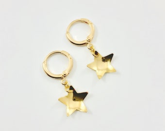 Star Charm Earrings, Star hoop Earrings, Gold Earrings, Minimalist Star Earrings, Gift Earrings, Hoop earrings with Charm