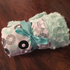 Flannel and minky baby blanket, mint green, Retro, baby blanket, cuddle blanket, gray, baby shower gift, gender neutral