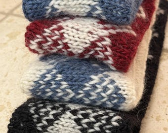 Diadema/orejera de lana islandesa tejida a mano: un accesorio de invierno cálido, acogedor y elegante.