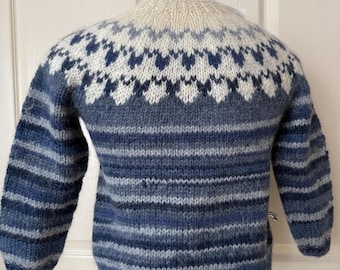 Suéter infantil de lana de cordero islandesa hecho a mano: punto a rayas azules