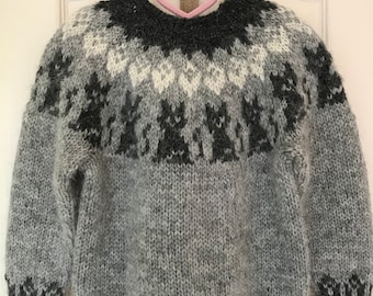 Icelandic Wool Sweater - Hand Knitted With 100% Icelandic Wool