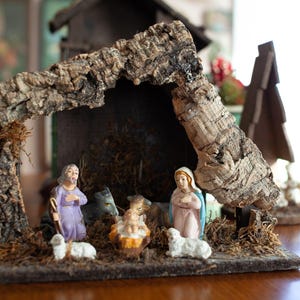 Vintage Nativity- Nativity Scene -Christmas Decor-  Hand-Painted Resin Figures - Creche