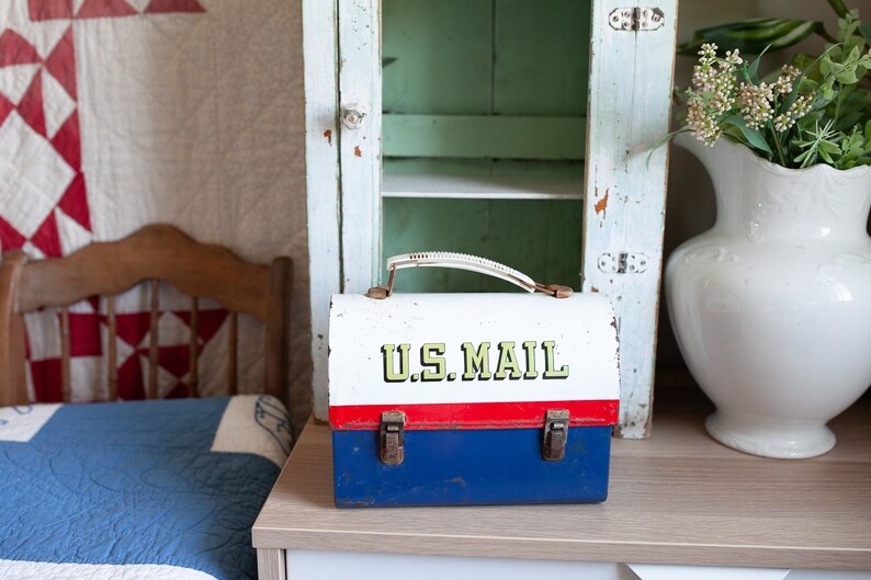 Vintage Mailbox Lunchbox - Metal Lunchbox immagine 2