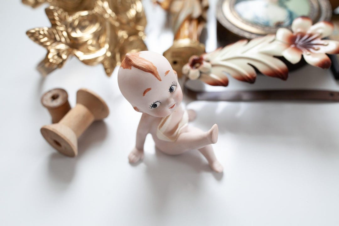 ヴィンテージ ビスク キューピー - 座っているキューピー - Etsy 日本
