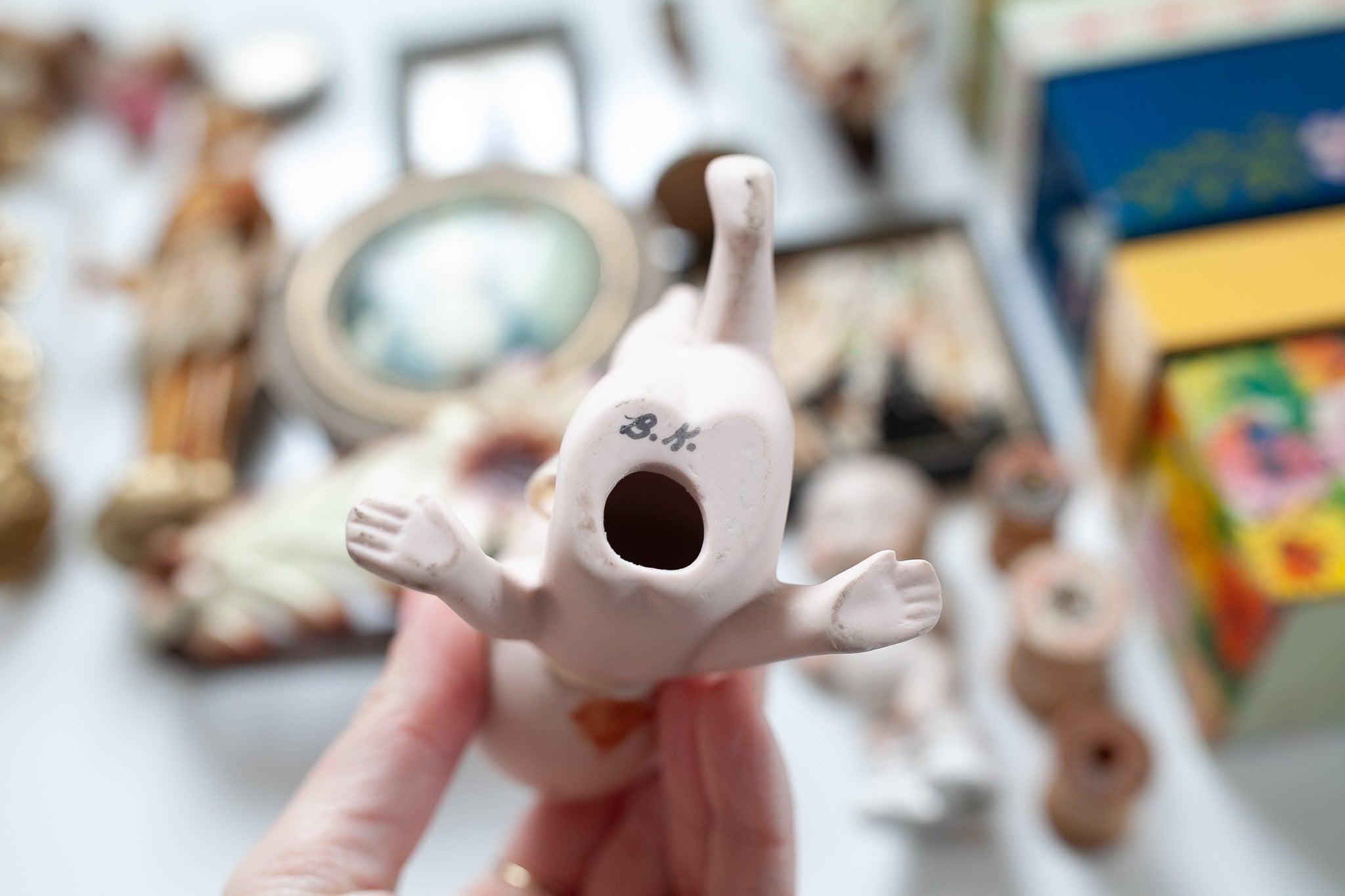 ヴィンテージ ビスク キューピー - 座っているキューピー - Etsy 日本