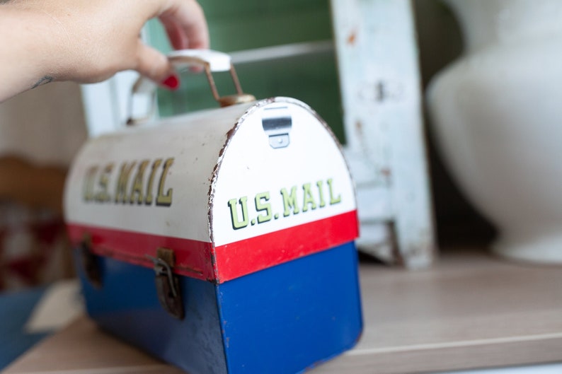 Vintage Mailbox Lunchbox - Metal Lunchbox immagine 4