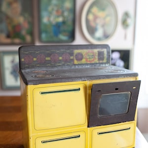 Vintage Toy Oven- Metal Kitchen- Metal Oven- Yellow
