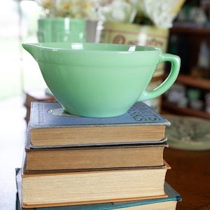 Vintage King Oven Ware Jadeite Mixing Bowl with Pour Spout and Handle 1950s Light Green Glass Made in the USA