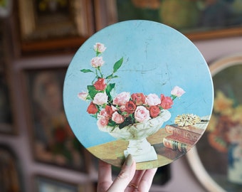 アンティーク　フラワー缶 ヴィンテージの丸型花柄缶、花が描かれた美しい青い缶 - Etsy 日本