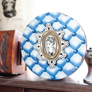 Vintage Tin - Silhouette Tin - Tin Circular Tin - Blue