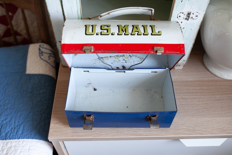 Vintage Mailbox Lunchbox - Metal Lunchbox immagine 10