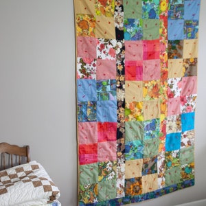 Vintage Quilt - Tie Quilt