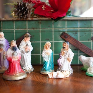 Vintage Nativity - Nativity Scene- Chalkware Figurines- Vintage Christmas
