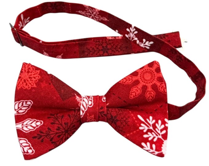 Handmade Pre-tied Bow Tie - Red and White Snowflake Patchwork Holiday Design - Adult Mens Sizing - Crafted in the USA