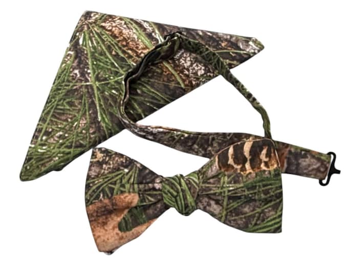 Pre-tied Bow Tie and Pocket Square Set – Timber Camouflage Cotton, Men's Sizing