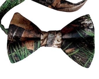 Handmade Pretied Bow Tie - Brown Timber Pine Camouflage - Adult Mens Sizing - Crafted in the USA