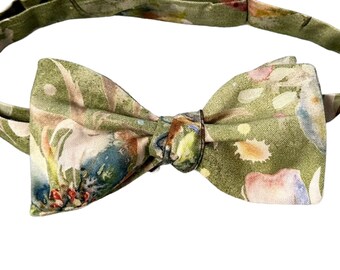 Handmade Sage Green Floral Bow Tie – Men's Sizes, USA Crafted