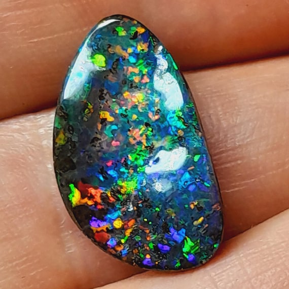 Black boulder opal discount