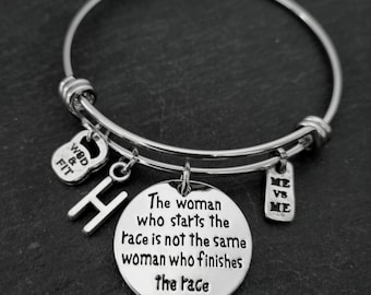 Motivational Runner Bracelet - Inspire Fitness Strength - Perfect Gift for Her The woman who start the race is not.. Gift for Mom· Wod & Fit