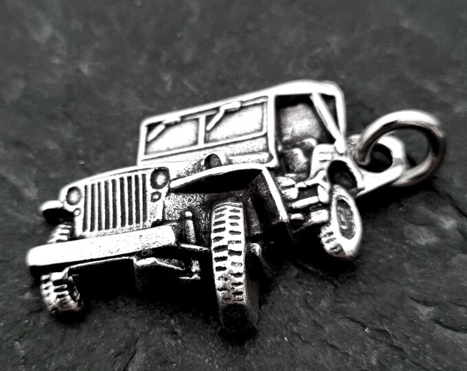 Pendant Off road Lovers Wrangler- 4x4 Gifts For Her- Girl Power- 4x4 Offroad Rubicon  CowGirl gift - Cars Pendant  - TJ - YJ - CJ - Jl