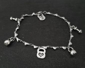 Heart Bracelet Kettlebell Heart Workout · Girlfriend Gift · Mom Gift · BFF Gifts · Personalized Gift · Friendship bracelets · GYM ·Wod & Fit