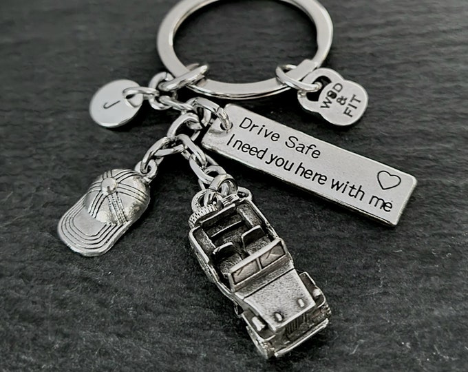 Car Keychain Drive Safe Hat and initial - Wrangler - Love Keycahin- Offroad Rubicon · New Car Keychain · SUV · Dad Gift · Boyfriend Gift