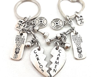 Custom Broken Heart Couple Keychain Name & Your Motivation - Gym Gifts- Bodybuilding- BoyFriends gift - Fitness Jewels - Crossfit Gift-Love