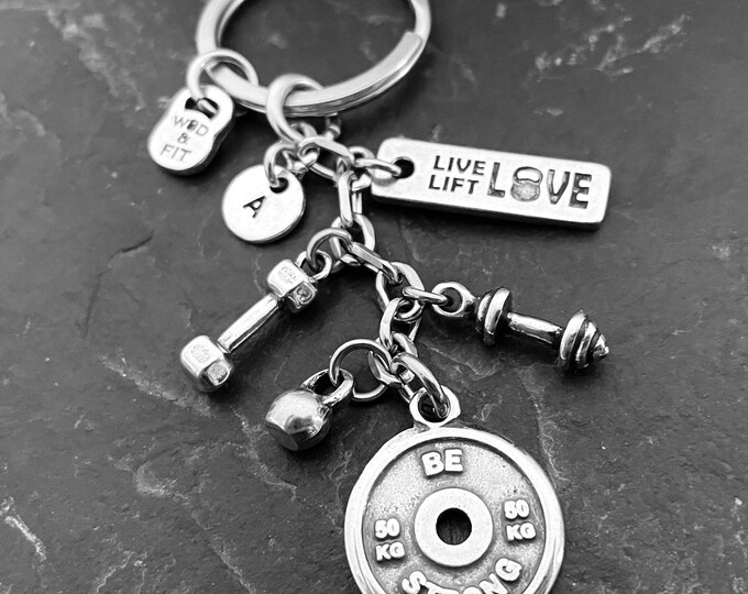 Gym Keychain BE STRONG  Workout Gifts · Personalized Fitness gift · Weightlifter · Motivation Gift · Bodybuilding · Best Friend · Wod & Fit