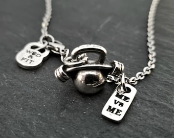 Gym Necklace Kettlebell Bent Barbell ME vs ME · Regalo entrenador · Fitness gifts · Gym Gifts· Bodybuilding · Crosstraining · GYM ·Wod & Fit