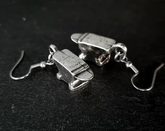 Anvil Earrings · Strong Gift · Anvil Pendant · Forged in the Fire · Anvil Charm · Girlfriend Gift· Gift for Mom· Unique earrings · Wod & Fit