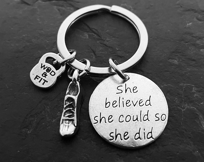 Runners Keyring Runner gifts - Gift for Runner - Running - Love to Run - Marathon Gift -Marathon runner - 5K - 10K -Fitness - Run -Wod & Fit