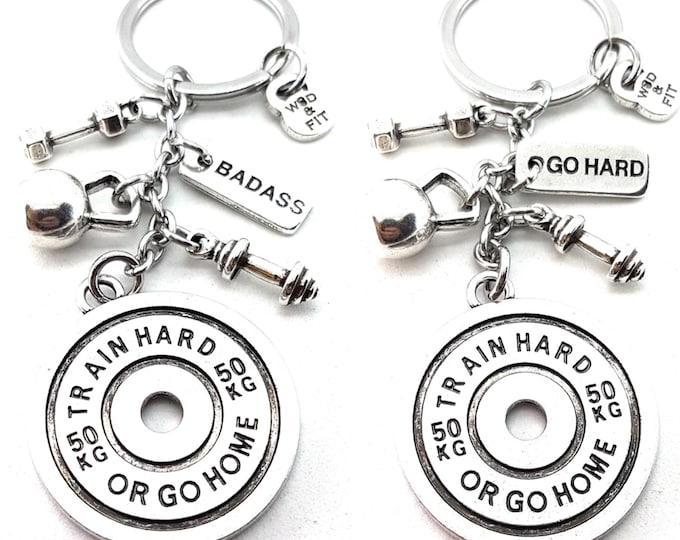 Gym Gift Keychain Train Hard or Go Home - Personalized gift - Motivation Gift - workout gifts - Weight LIfting - Bodybuilding - Wod & Fit