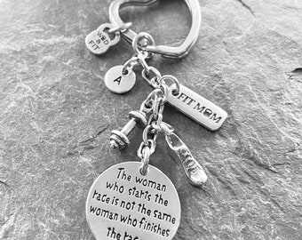 Motivational Keychain The woman who start the race is not..Dumbbell & Motivation.Gift for Runner,Woman Gift,Runner,Runner Girl,Runner Woman