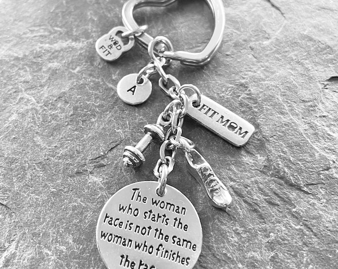 Motivational Keychain The woman who start the race is not..Dumbbell & Motivation.Gift for Runner,Woman Gift,Runner,Runner Girl,Runner Woman