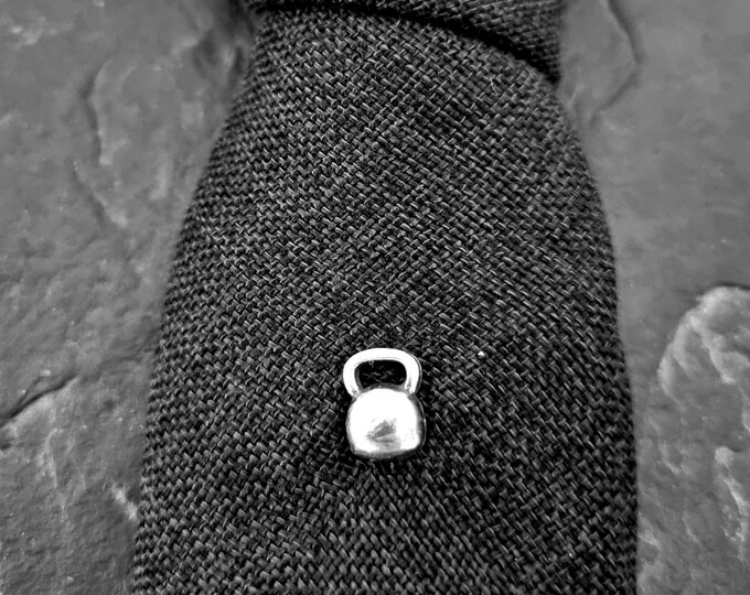 Lapel Pin Gym Kettlebell Small · PINS · Enamel pin · Backpack pins · Boyfreind Gift · Gym Gift Idea · Coach Gift · Bff gifts· GYM ·Wod & Fit