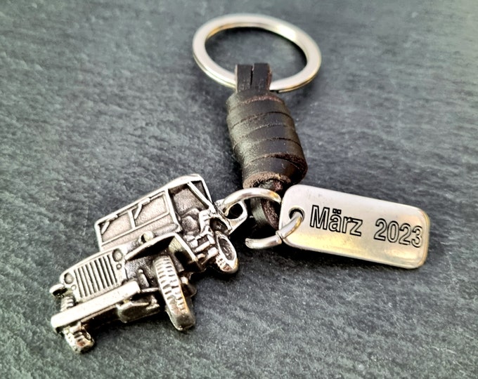 Leather Keychain Off-road Leather with Custom Tag- Wrangler - Off road Lovers - 4x4 Offroad · Willys Rubicon - Wrangler JL -JK· New Car Gift