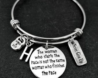 Motivational Runner Bracelet - Inspire Fitness Strength - Perfect Gift for Her The woman who start the race is not.. Gift for Mom· Wod & Fit