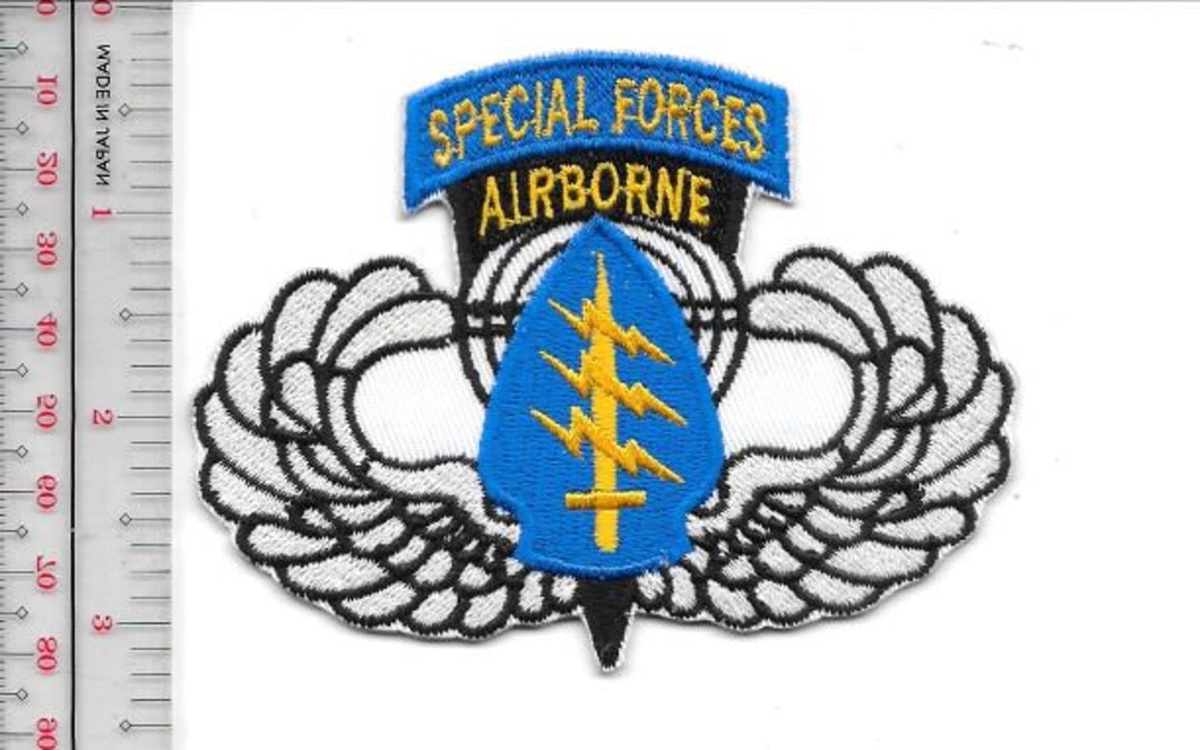 Green Beret Army Special Forces Group Airborne SF Parachutist Wings ...