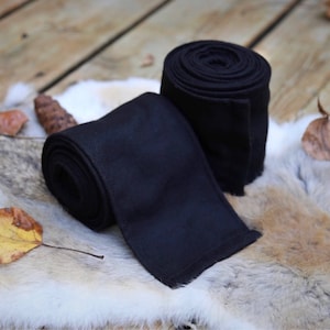 Viking Midnight Black Wool leg Winingas Vindingr Wickelbander. These warps are the perfect garb for Norse, SCA and LARP Reenactment
