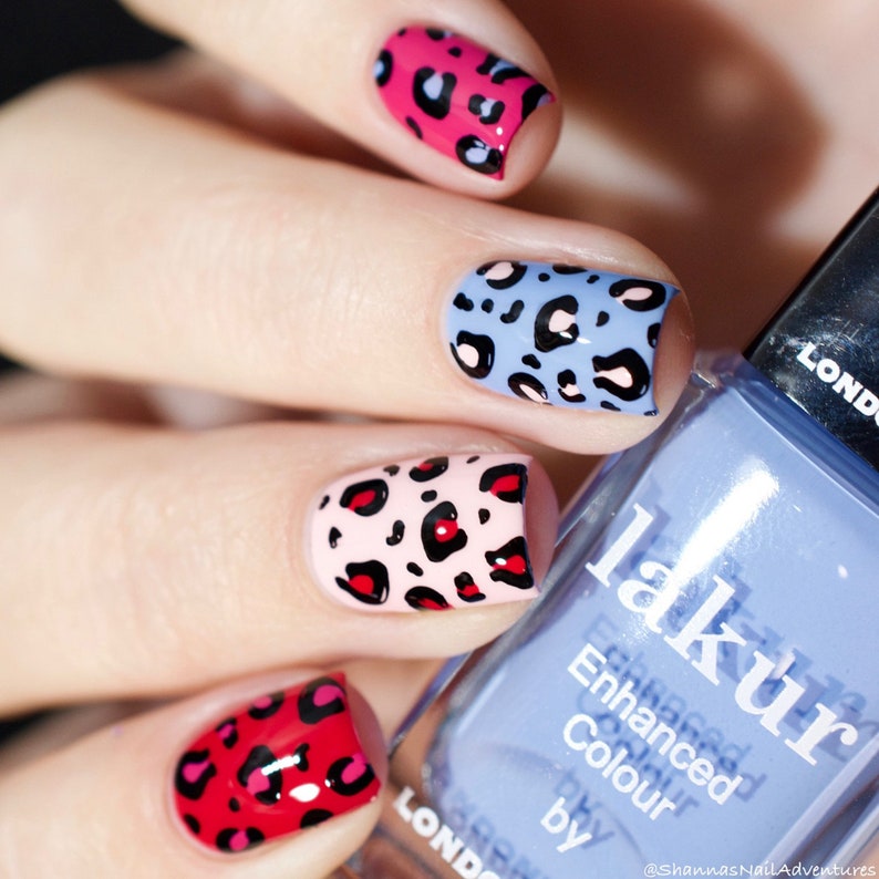 B025 Animalistic Nature Stamping Plate For Stamped Nail Art image 9